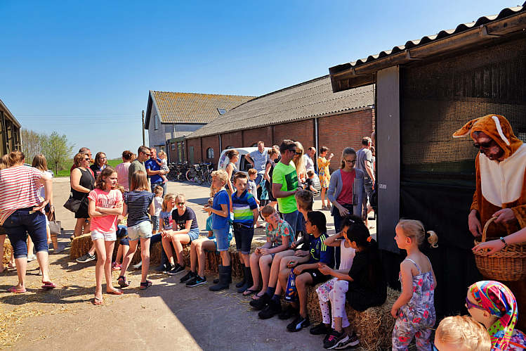 Paaseieren zoeken met en door speeltuinvereniging Wildebras_11